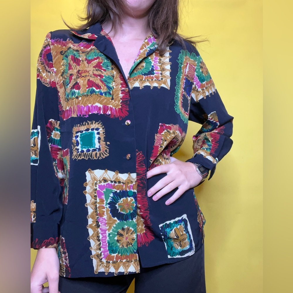 Colorful shirt - Picture 2 of 5